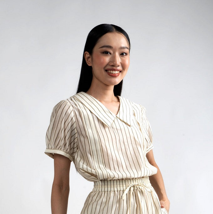 6260B - Chelsea Collar with Puffed Sleeves Stripes Blouse