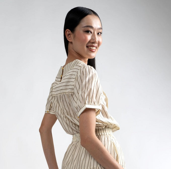 6260B - Chelsea Collar with Puffed Sleeves Stripes Blouse