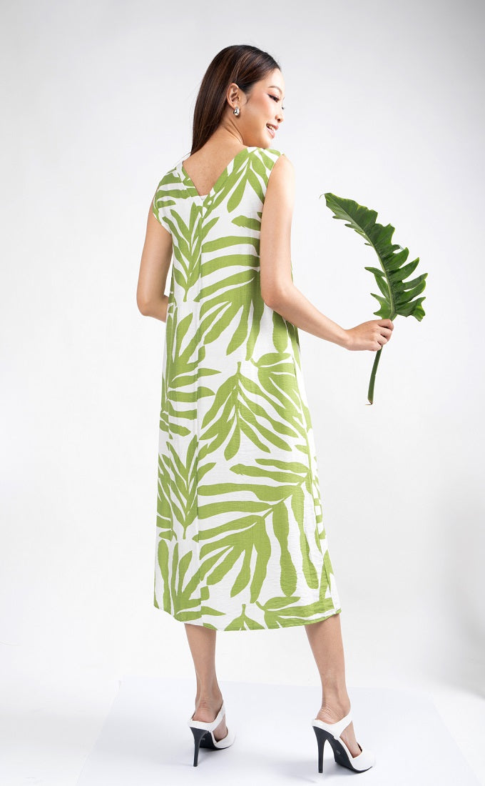 6295D - Green Palm Leaves Printed Round Neck Shift Dress