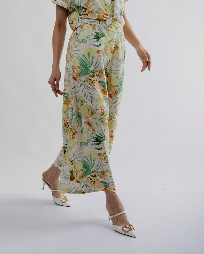 6301P - Culottes Pant Palm Leaf Graphic Print