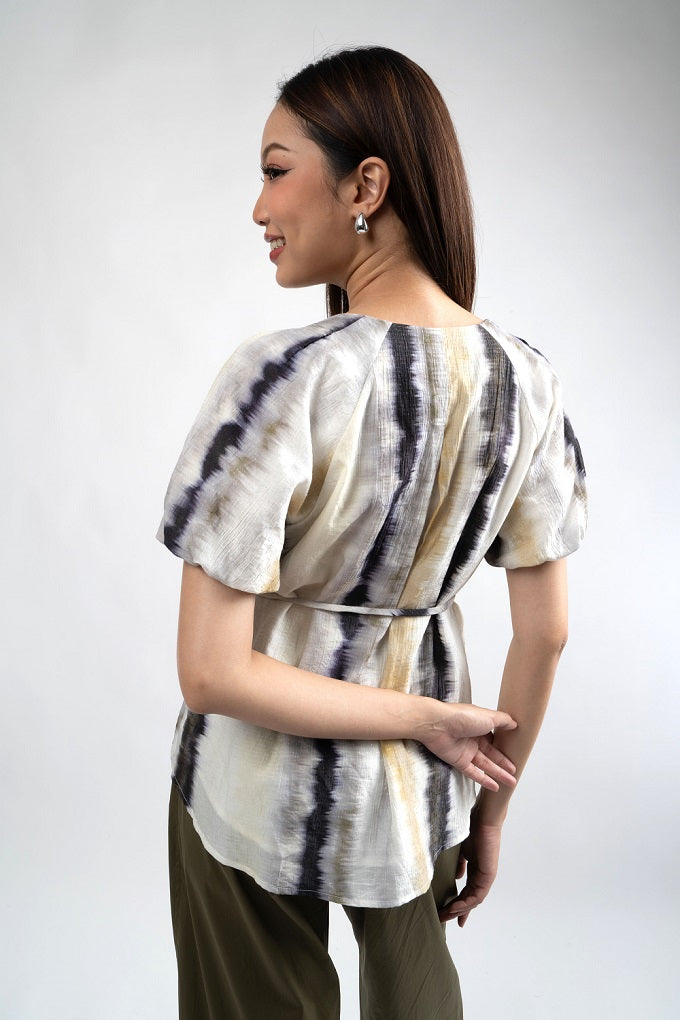 6311B - Raglan Shoulder & Puffed Sleeves V-Neck Blouse