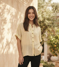 6878B - Women's Modern Minimal short sleeves shirt