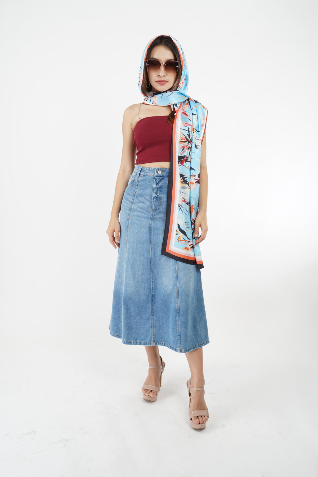 5877A - Scarf Head & Shoulder Cover
