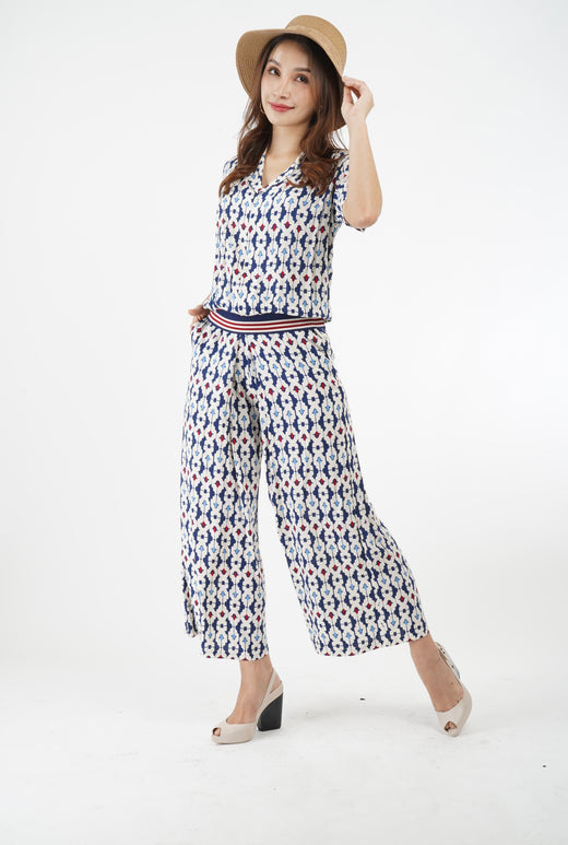 5880P - Front Pleated Indigo Printed Culottes Pant