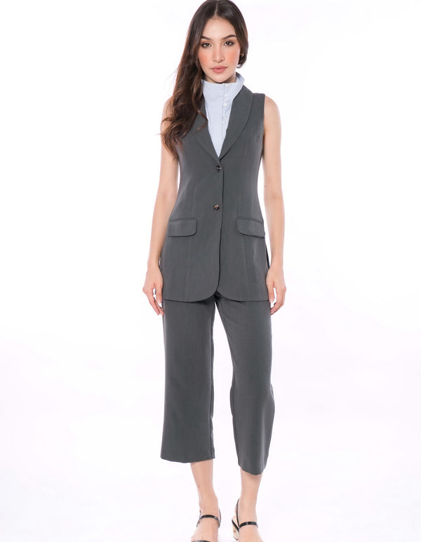 5046J Long Suit Sleeveless