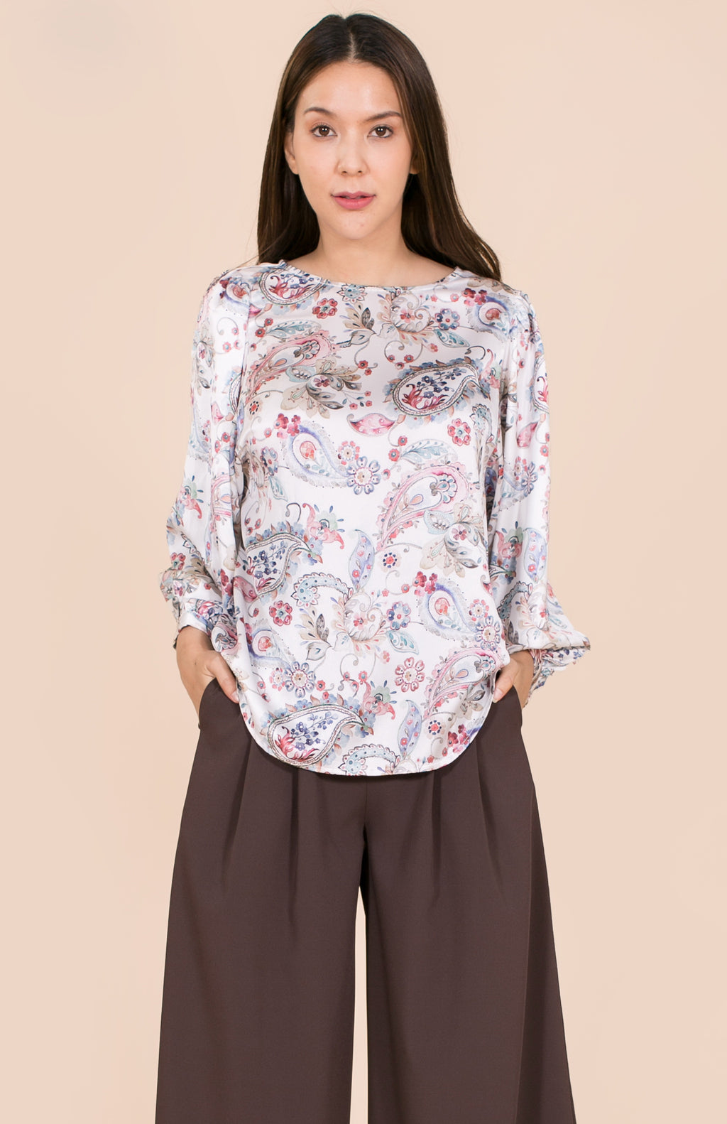 6030B Round Neck Puffed Sleeve Satin Printed Paisley Blouse